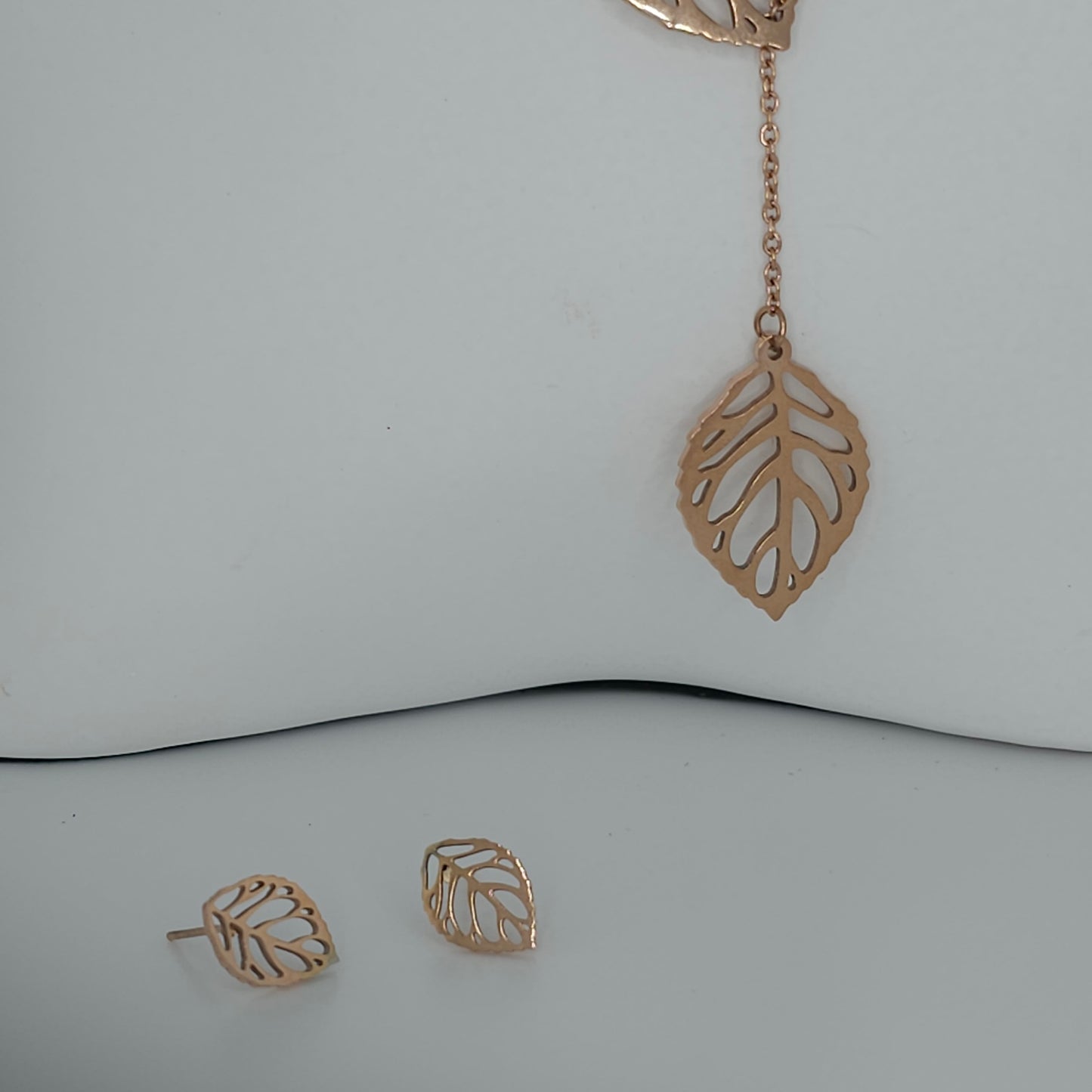 Leaf chain and earrings set